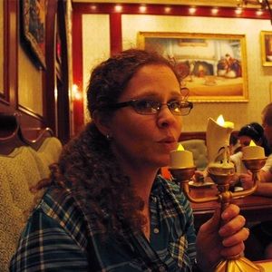 Meet your Posher, Joanna